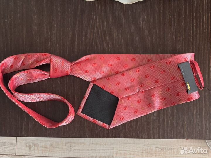 Галстук новый