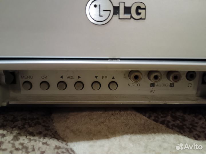 Телевизор LG flatron