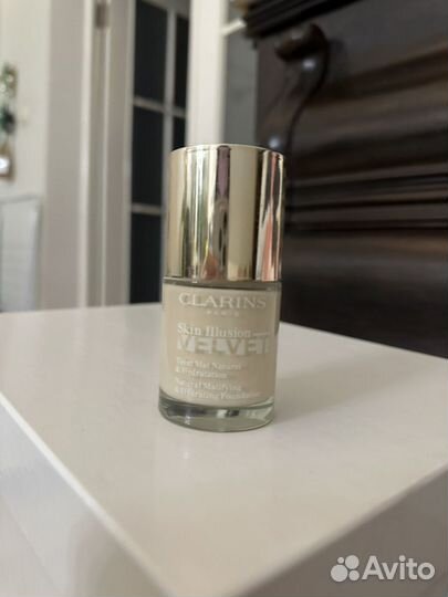 Clarins skin illusion velvet крем тональный