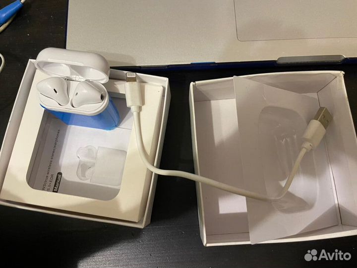 Беспроводные наушники TWS i12