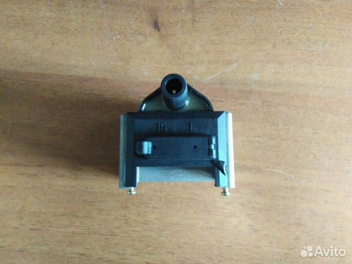 Катушка зажигания Volkswagen Passat 1993 - 1997