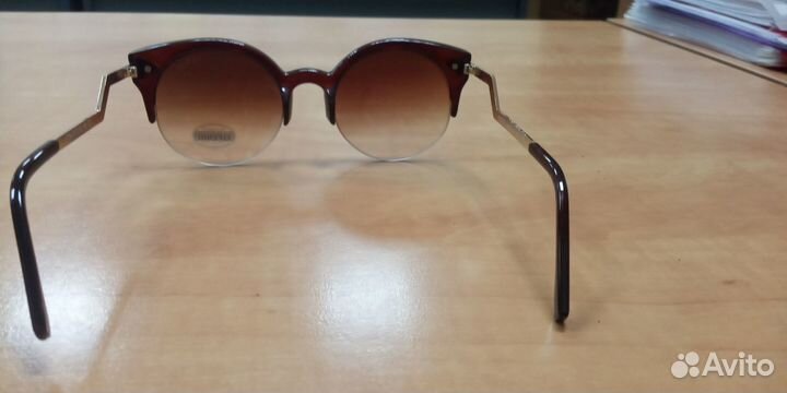 Солнцезащитные очки