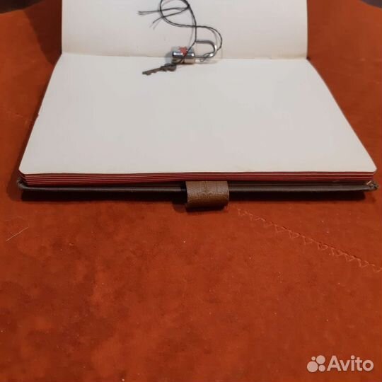 Ежедневник винтажный с замком новый