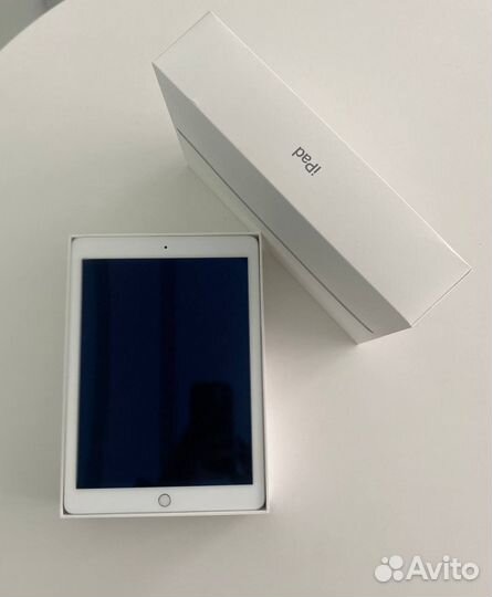 iPad A1822 32 GB Wi-Fi