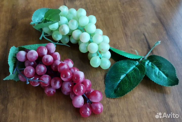 Искусственные фрукты яблоко, виноград