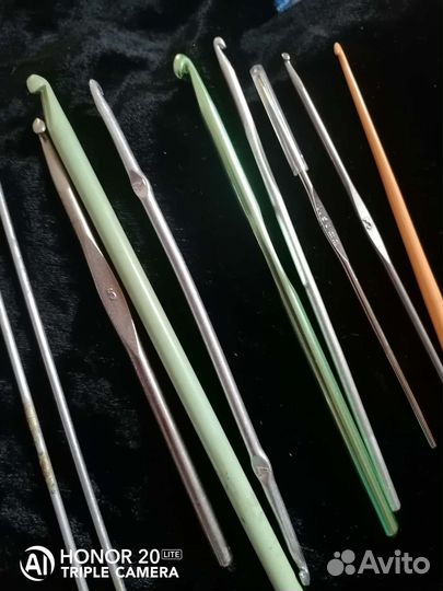 Спицы и крючки для вязания