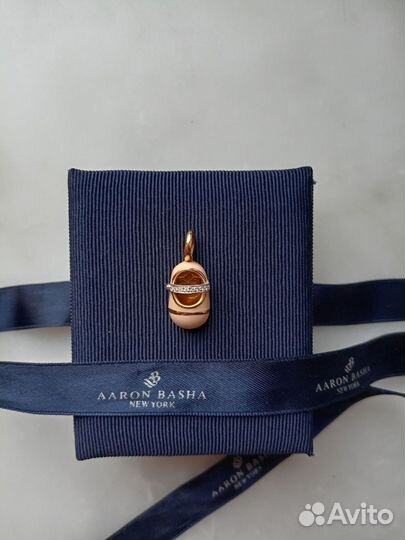 Шарм-подвеска aaron basha