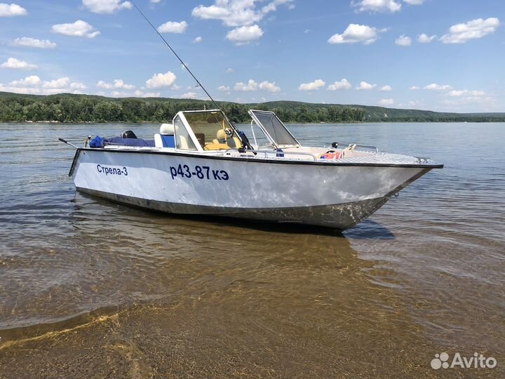 Катер Стрела-3, Suzuki 140