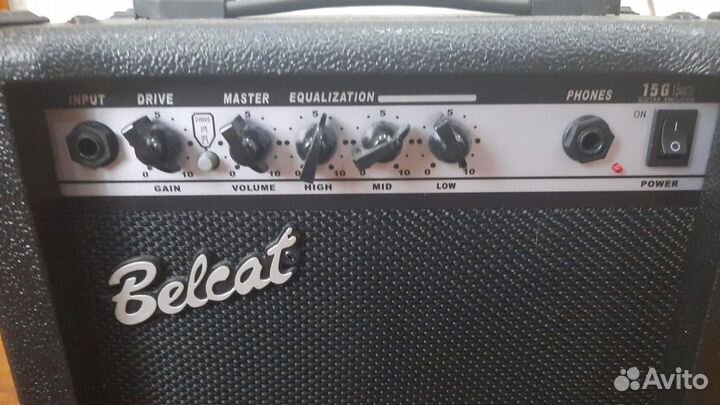 Гитарный комбоусилитель