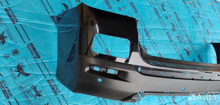 Тойота Хайлендер задний бампер Оригинал 2010-2013