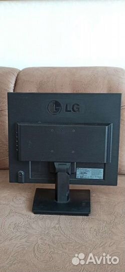 Монитор LG