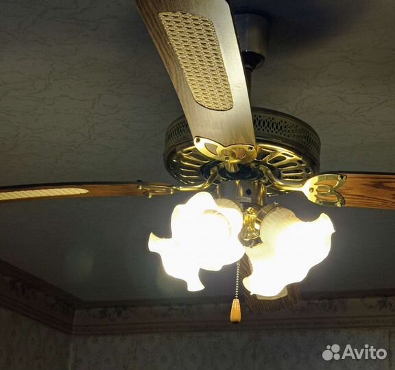 Люстра потолочная б/у