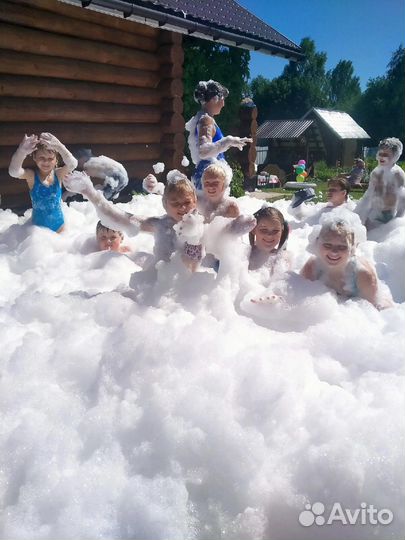 Пенное шоу Цветное Пенная вечеринка Аниматоры