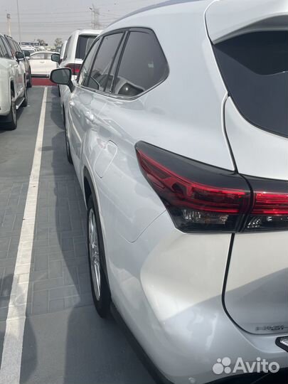Toyota Highlander 2.4 AT, 2023, 5 км