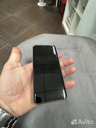 Телефон Samsung