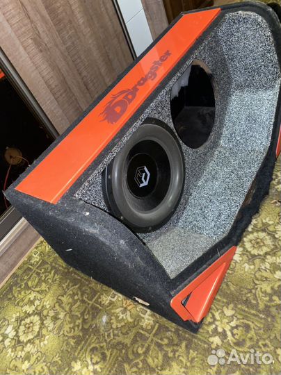 Сабвуфер с коробом