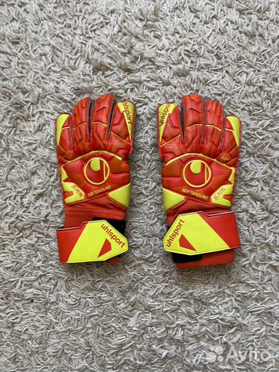 Вратарские перчатки,щитки