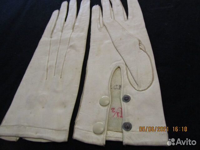 Перчатки женские старинные в шкатулке для перчаток