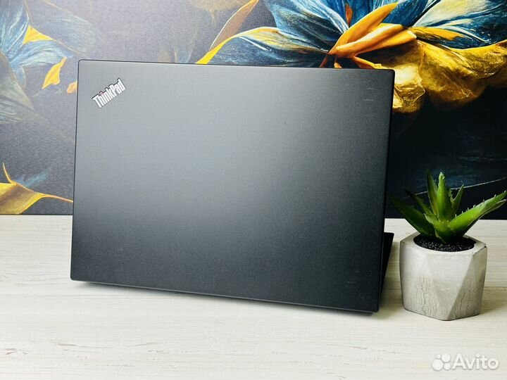 Lenovo ThinkPad E14 i3-10110U для учебы