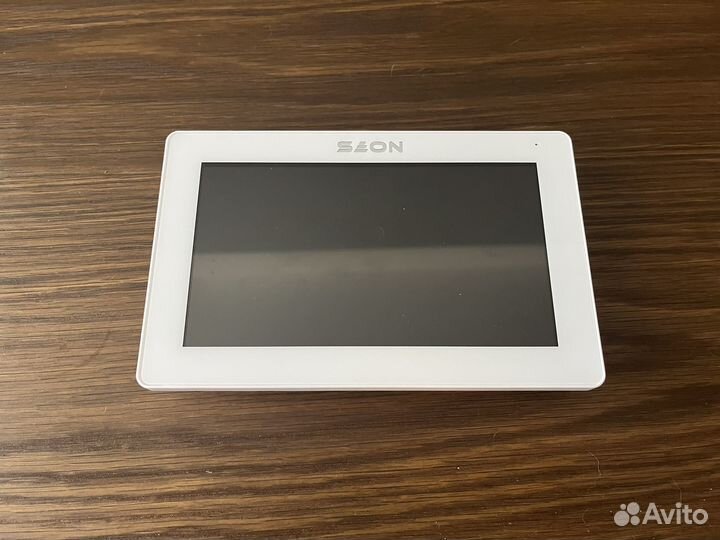 Wi-Fi видеодомофон Seon S-700-FHD-white-10