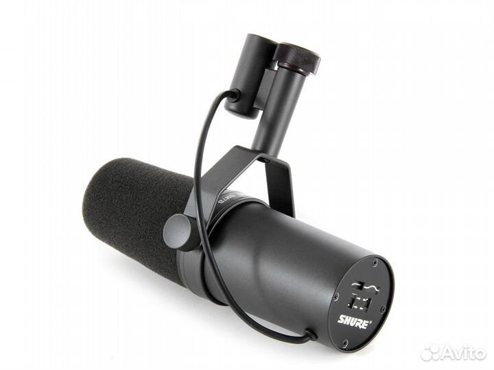 Shure SM7B студийный микрофон