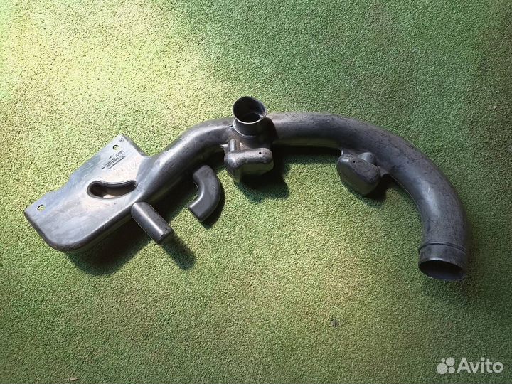 Воздуховод Nissan Qashqai J10 2.0