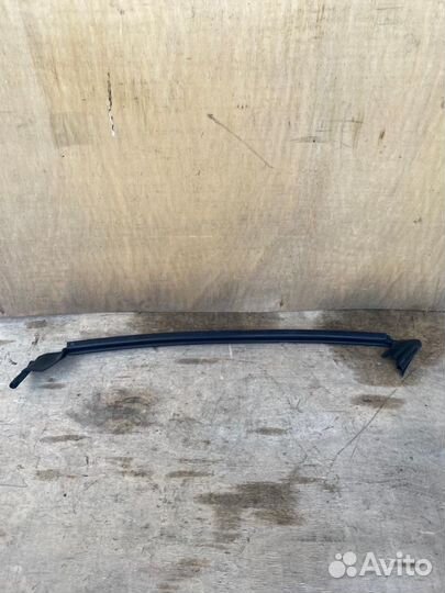 Бархотка задней R двери VW passat Cc