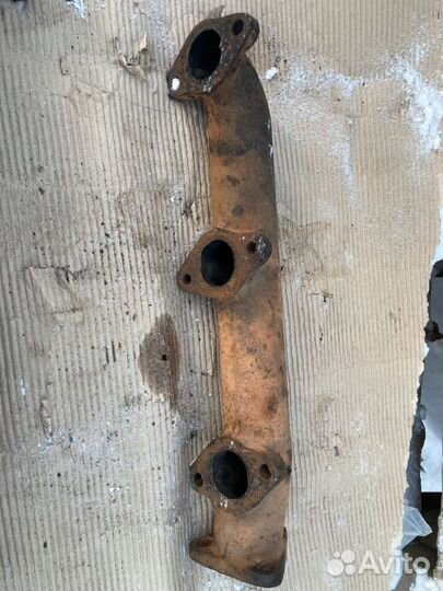 Выпускной коллектор левый Маз ямз236