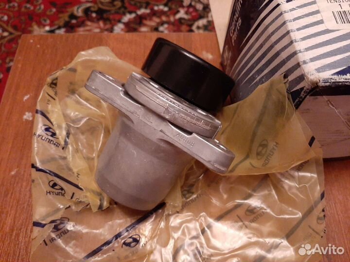 Ролик натяжной