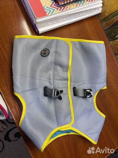 Охлаждающая жилетка для собаки