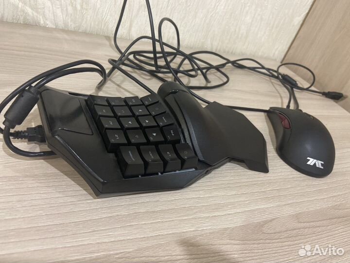 Игровая клавиатура hori