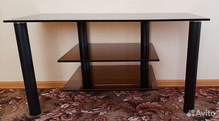 Стеклянная тумба под тв