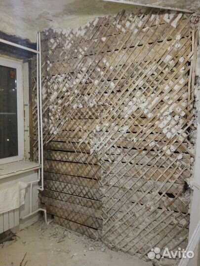 Демонтаж стяжки пола