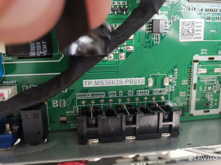 Телевизор Telefunken TF-led32s02t2 (По запчастям)