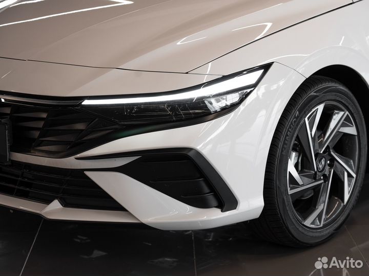 Hyundai Elantra 1.5 CVT, 2024, 118 км