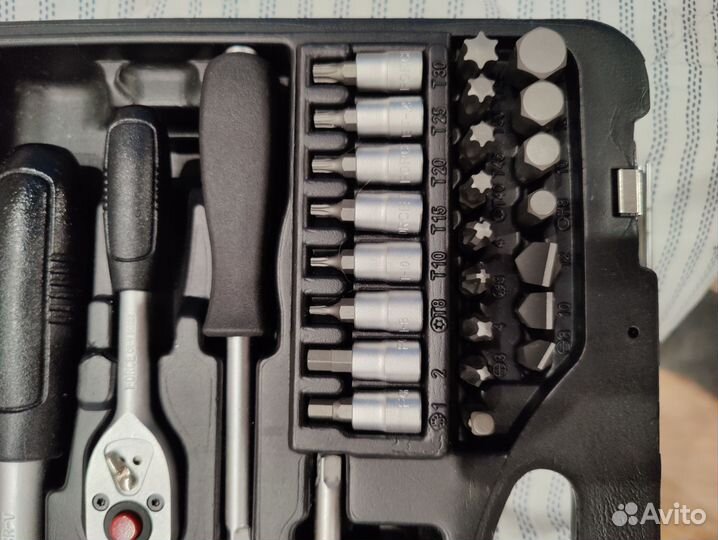 Набор инструментов force 82