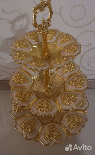 Этажерка трехярусная золото с перламутром