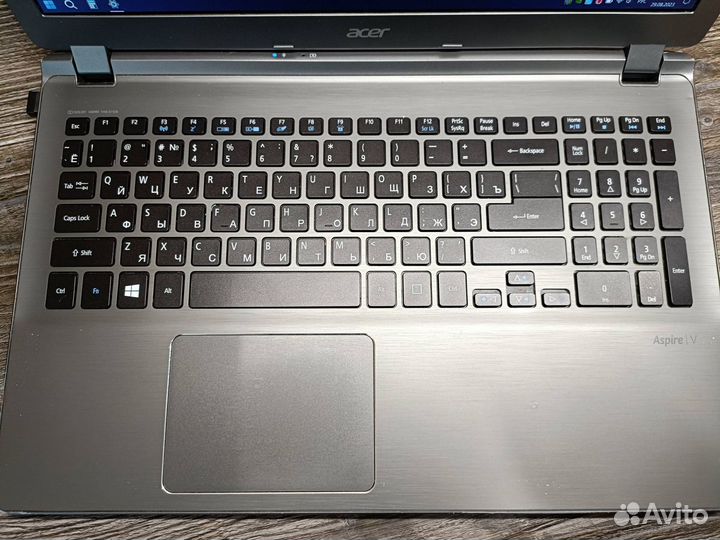 FullHD Acer i5-3337U/8GB/GT 750M