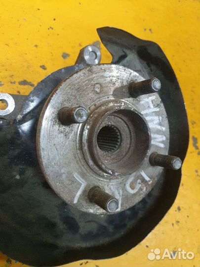 Ступица колеса задняя кулак поворотный Nissan
