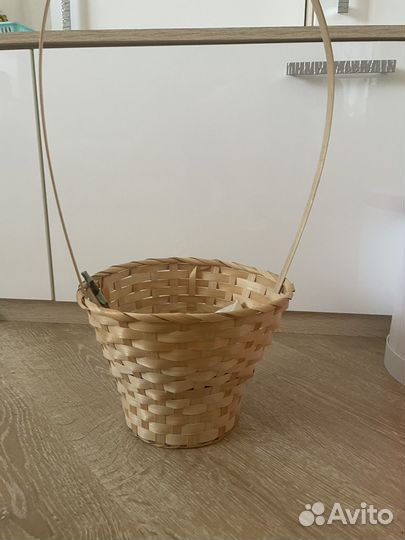 Подарочные коробки, корзина