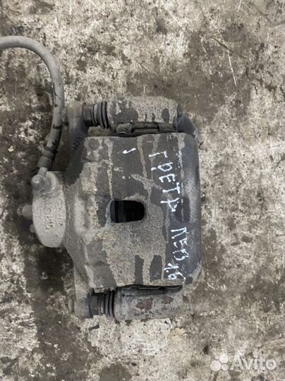 Суппорт передний левый. правый Hyundai Creta 1.6