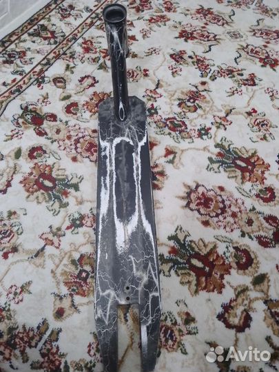 Дека на трюковой самокат