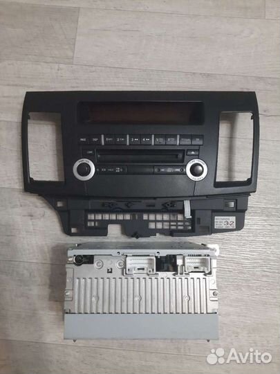 Штатная магнитола Mitsubishi Lancer X