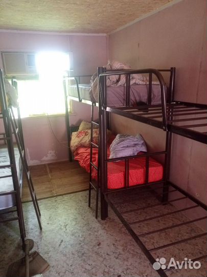 Кровать двухьярусная