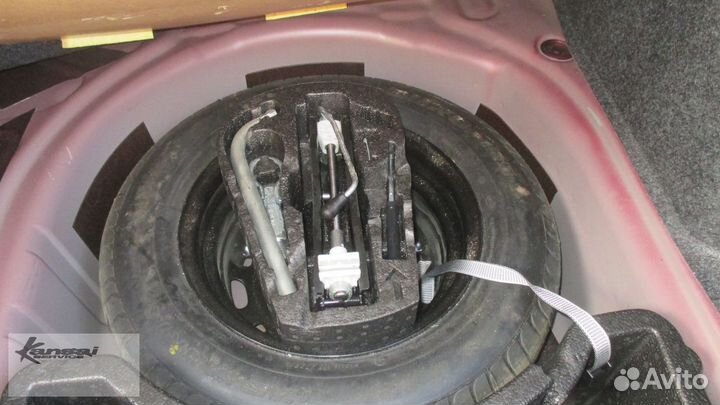 Ящик для инструментов Volkswagen Polo /Skoda Rapid