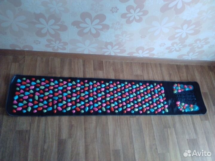 Массажный коврик с камнями