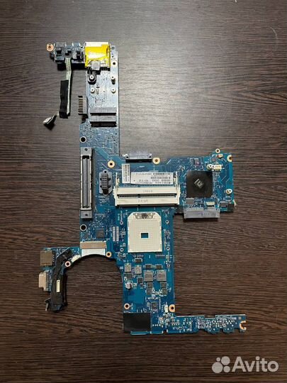 Материнская плата на HP 6475b