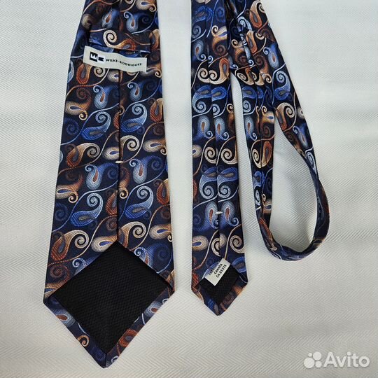Шелковый галстук Канада темно-синий Вихрь 1990е
