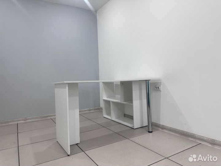 Стол письменный угловой