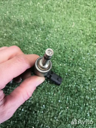 Форсунка Genesis G80 DH G4KL 2017